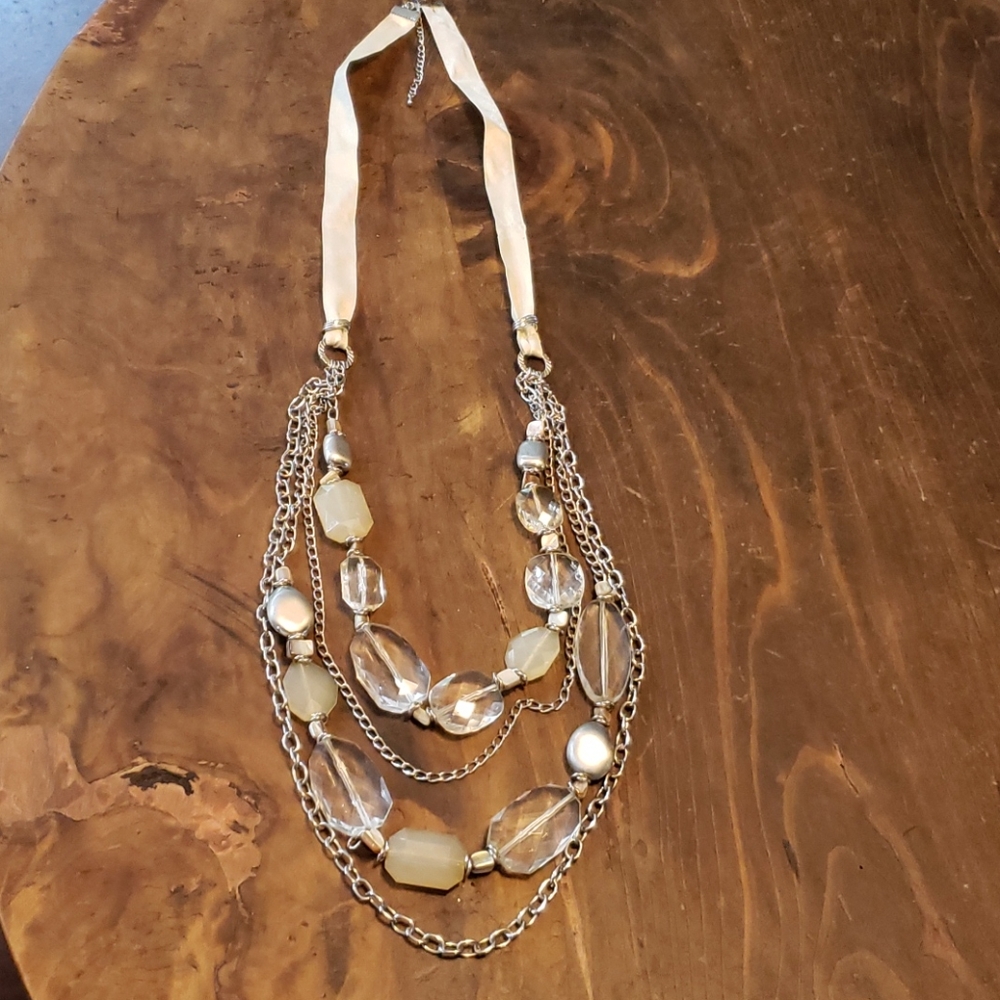 STANLEY HAGLER NY CRYSTAL & BEADS NECKLACE